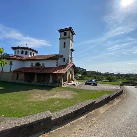 Villa Giraldillo Colunga Eksteriør billede