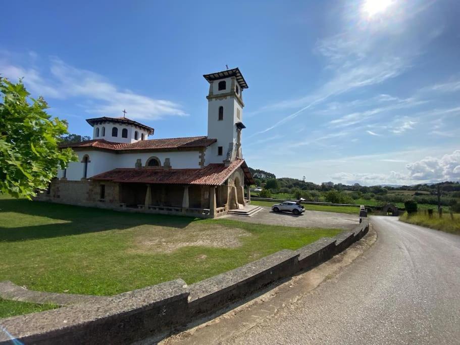 Villa Giraldillo Colunga Eksteriør billede